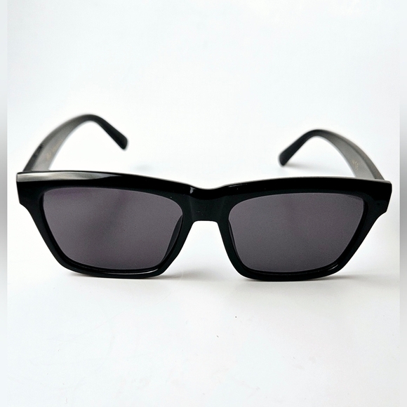 Giselle Accessories - Giselle Black Rectangular Sunglasses Sleek Minimalist Frame